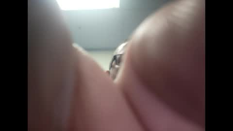 Snapshot of creeeping_death chatting on February 12, 3:51 am The hopeless romantic online show from February 12, 3:51 am