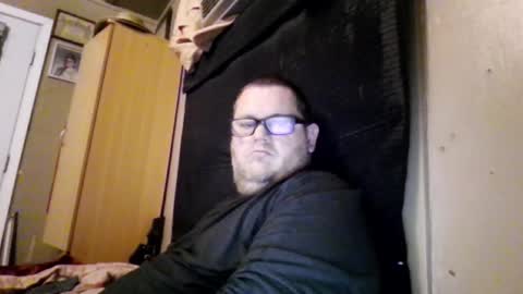 Snapshot of creeeping_death chatting on February 13, 8:34 pm The hopeless romantic online show from February 13, 8:34 pm