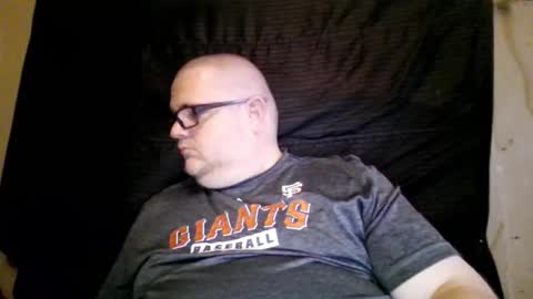 Snapshot of creeeping_death chatting on February 16, 4:53 am The hopeless romantic online show from February 16, 4:53 am