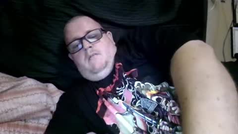 Snapshot of creeeping_death chatting on September 22, 5:42 am The hopeless romantic online show from September 22, 5:42 am