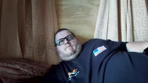 Snapshot of creeeping_death chatting on May 17, 11:56 pm The hopeless romantic online show from May 17, 11:56 pm