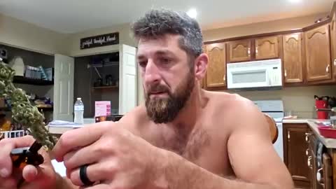 Snapshot of creeksidecouple chatting on October 1, 7:42 pm Creeksidecouple online show from October 1, 7:42 pm