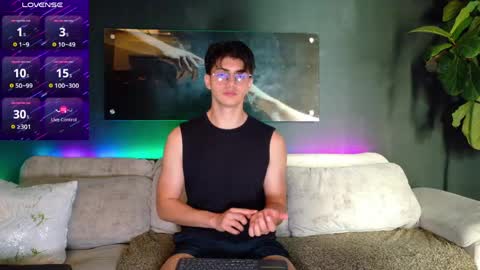 Snapshot of crhistian1_ chatting on May 15, 3:41 pm CRHISTIAN online show from May 15, 3:41 pm
