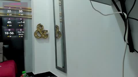 criistal_castro online show from April 28, 12:10 pm