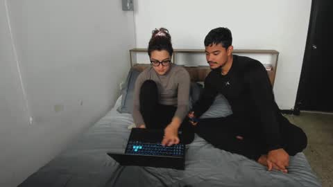 Crimson heart online show from January 18, 7:15 pm