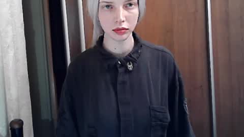 Snapshot of crimson_lady6 chatting on May 19, 6:58 pm crimson_lady6 online show from May 19, 6:58 pm