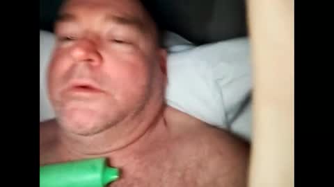 Snapshot of crippy4x4420 chatting on January 2, 5:57 am W online show from January 2, 5:57 am