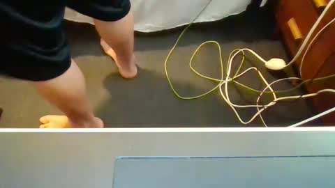 Snapshot of crippy4x4420 chatting on February 12, 1:06 pm W online show from February 12, 1:06 pm