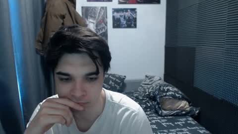 Snapshot of cris_peace chatting on March 21, 11:48 am JOIN IN A FAN CLUB AND YOU WILL HAVE 90 OF MY PHOTOVIDEO FREE FANSLY - online show from March 21, 11:48 am