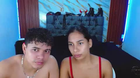 CRISANDMERY online show from January 11, 7:46 am