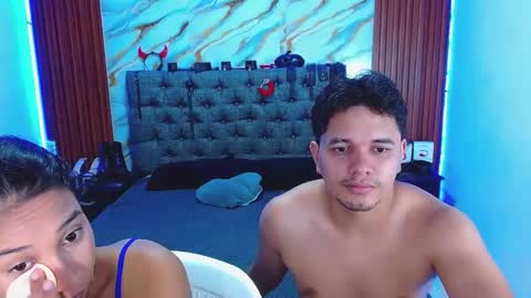 Snapshot of crisandmery chatting on May 29, 5:16 am CRISANDMERY online show from May 29, 5:16 am