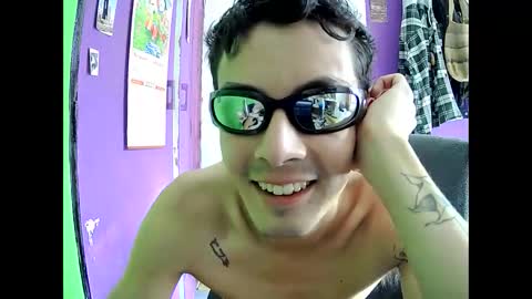 Snapshot of crisanto669 chatting on May 27, 8:06 pm Crisanto online show from May 27, 8:06 pm