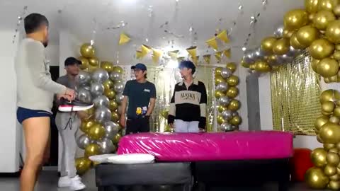 Snapshot of crismens chatting on January 26, 3:17 am crismens online show from January 26, 3:17 am