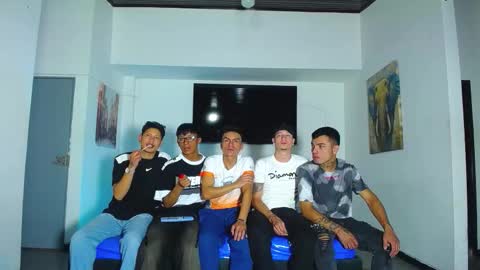 Snapshot of crismens chatting on September 20, 6:20 pm crismens online show from September 20, 6:20 pm