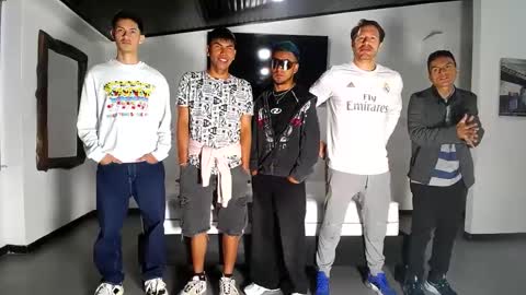 Snapshot of crismens chatting on October 2, 11:39 am crismens online show from October 2, 11:39 am