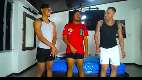 Snapshot of crismens chatting on November 21, 9:24 pm crismens online show from November 21, 9:24 pm