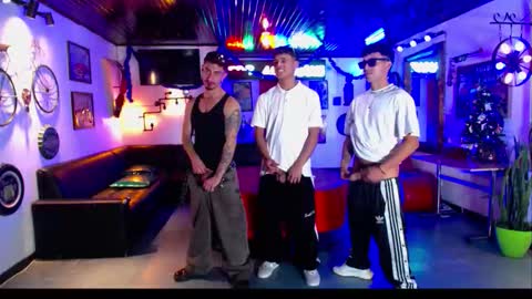 Snapshot of crismens chatting on December 20, 8:16 pm crismens online show from December 20, 8:16 pm