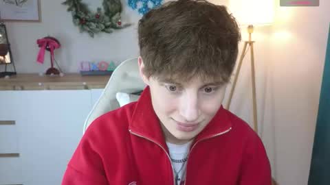 Snapshot of crisp1n chatting on January 11, 2:55 pm Chris online show from January 11, 2:55 pm