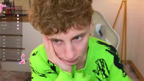 Snapshot of crisp1n chatting on March 14, 4:56 pm Chris online show from March 14, 4:56 pm