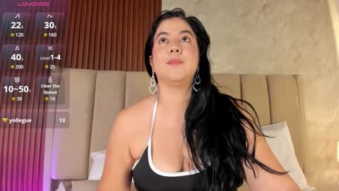 criss  spiicy online show from November 14, 7:45 pm