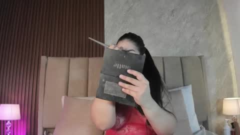 Snapshot of criss__spiicy chatting on May 14, 4:36 pm criss spiicy online show from May 14, 4:36 pm