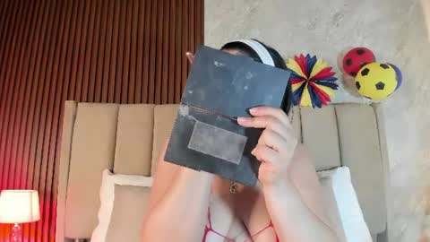 criss  spiicy online show from June 26, 7:51 pm