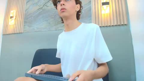 CRISS online show from February 15, 1:20 pm