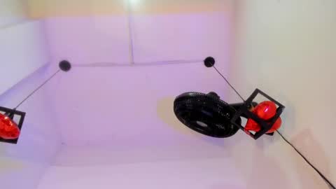 Snapshot of criss_zuri chatting on May 13, 11:51 am criss_zuri online show from May 13, 11:51 am