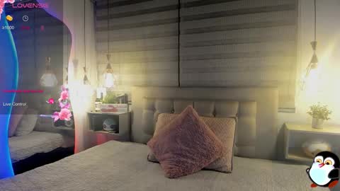 Snapshot of cristal__hot_1 chatting on March 10, 5:34 am Cristal online show from March 10, 5:34 am