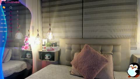 Snapshot of cristal__hot_1 chatting on March 31, 4:57 am Cristal online show from March 31, 4:57 am