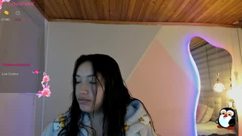 Snapshot of cristal__hot_1 chatting on May 16, 5:37 am Cristal online show from May 16, 5:37 am