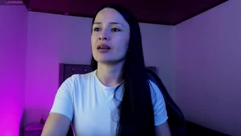 Snapshot of cristal_hilton_10 chatting on December 14, 5:46 am Alejandra from Wednesday to Saturday from 1000 pm to 400 am Colombian hour online show from December 14, 5:46 am