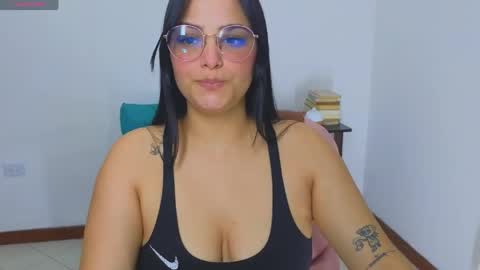 Snapshot of cristal_hot07 chatting on May 28, 10:51 pm Cristal online show from May 28, 10:51 pm