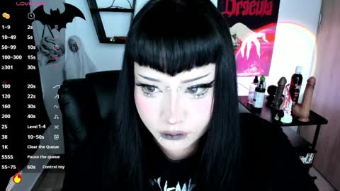 Snapshot of cristal_kosh chatting on March 30, 9:05 pm Cris online show from March 30, 9:05 pm