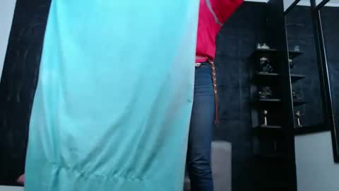 Hanna  online show from December 7, 6:21 am