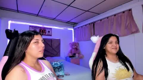 cristal_smith20 online show from April 24, 2:36 am
