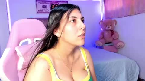cristal_smith20 online show from July 25, 8:39 pm