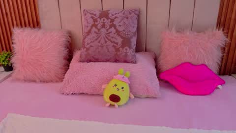 STEFANYIG cristalsubin online show from November 1, 12:18 pm