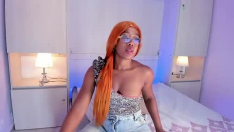 Snapshot of cristalbennet chatting on June 30, 6:53 pm cristalbennet online show from June 30, 6:53 pm