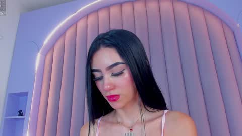 Nicole  Connection time 220pm-910pmCol online show from February 2, 1:55 am