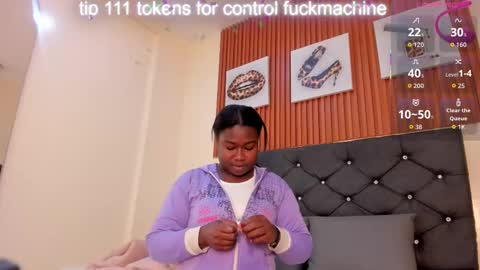 cristale69 online show from September 17, 3:08 am