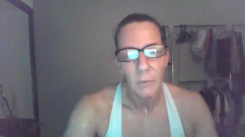 Snapshot of cristalmills069 chatting on May 3, 11:33 pm Quartz online show from May 3, 11:33 pm