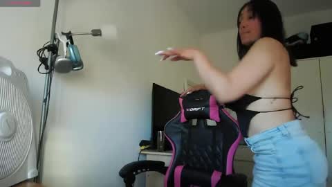 cristalmoon online show from May 25, 5:30 pm