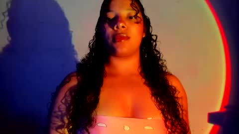 Snapshot of cristalsmith_tease14 chatting on May 20, 2:18 am cristal online show from May 20, 2:18 am