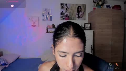 Snapshot of cristamunez chatting on June 24, 4:00 am veronika online show from June 24, 4:00 am