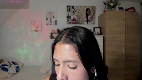Snapshot of cristamunez chatting on June 28, 3:34 am veronika online show from June 28, 3:34 am