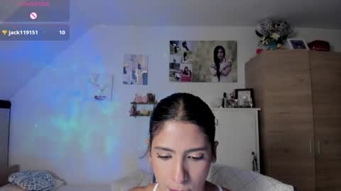 Snapshot of cristamunez chatting on July 8, 3:44 am veronika online show from July 8, 3:44 am