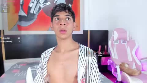 Snapshot of cristhian_slytherin chatting on February 3, 10:43 pm cristhian online show from February 3, 10:43 pm