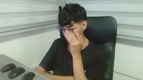 Snapshot of cristhian_slytherin chatting on September 27, 6:29 am cristhian online show from September 27, 6:29 am