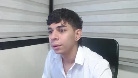 Snapshot of cristhian_slytherin chatting on October 1, 5:57 am cristhian online show from October 1, 5:57 am